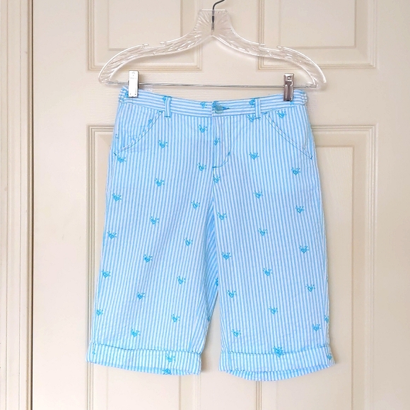 NWOT. 100% Cotton Seersucker Fabric Cropped Pants w/embroidered hearts & stripes - Picture 1 of 5